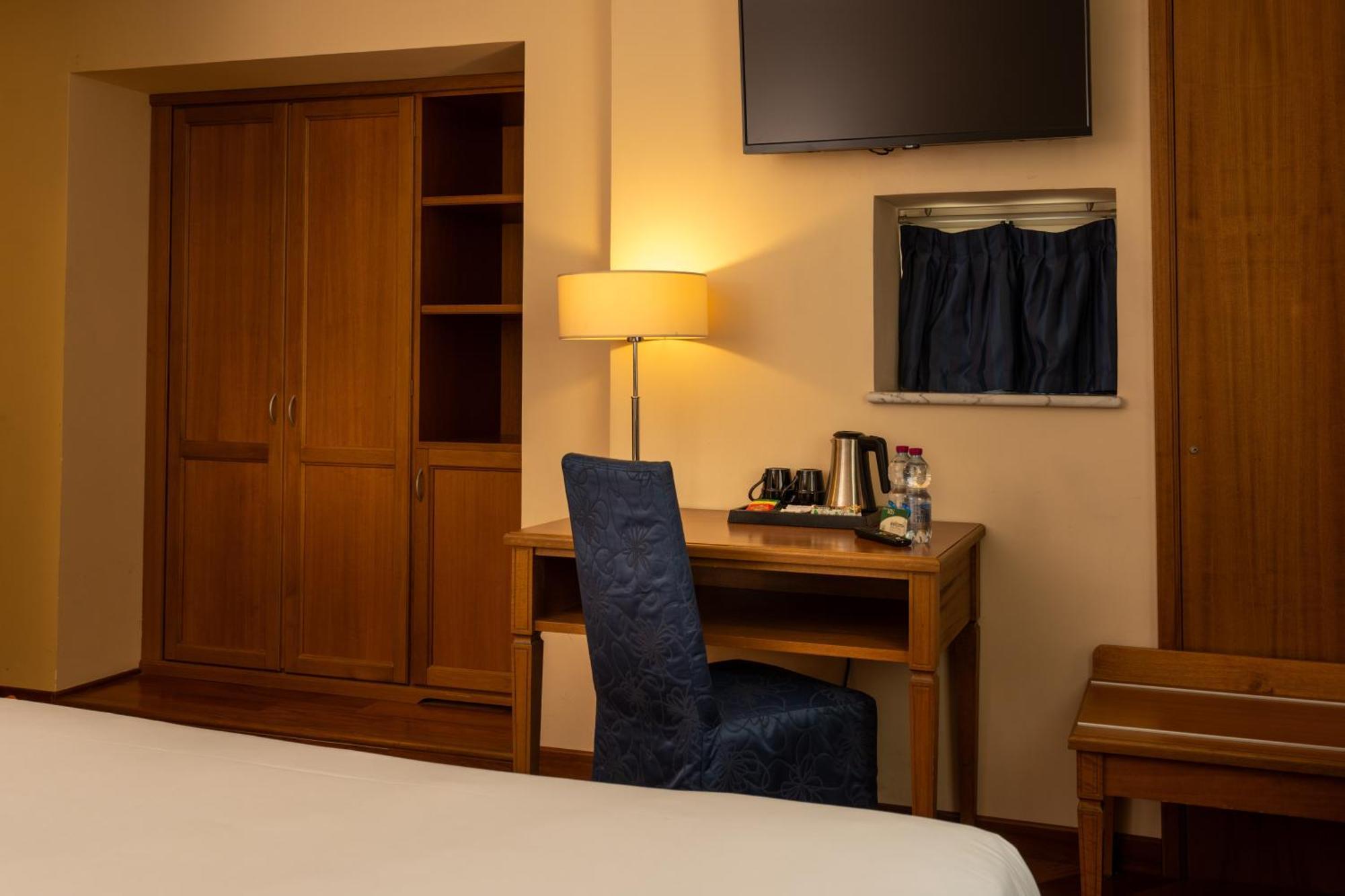 Hotel Iris Genova Kültér fotó
