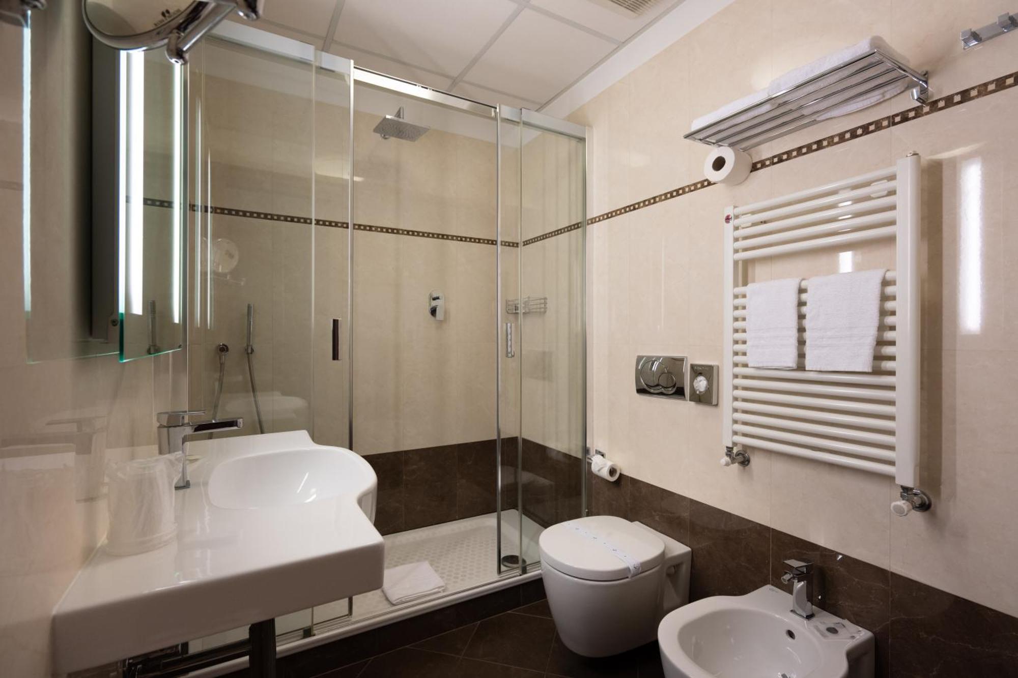 Hotel Iris Genova Kültér fotó