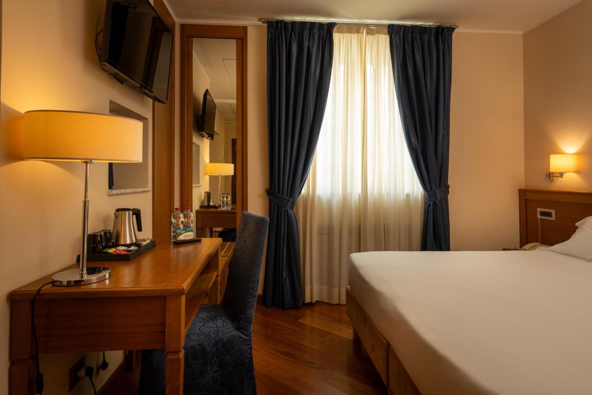 Hotel Iris Genova Kültér fotó
