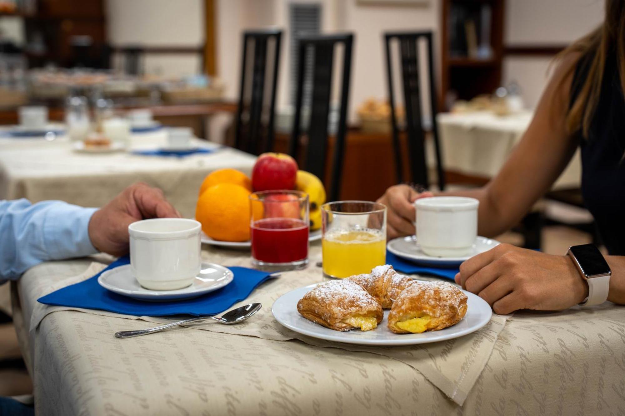 Hotel Iris Genova Kültér fotó